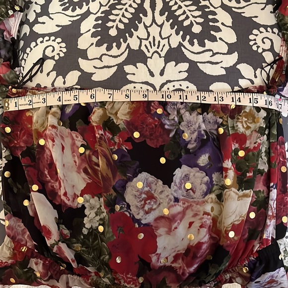 EXPRESS Off-the-Shoulder Floral Top with Gold Metallic Polka Dots-SZ Lg - Picture 10 of 16